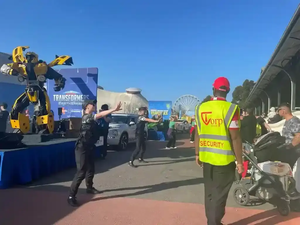 Crowd Controller at MRS Parade